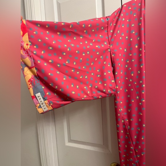 Kimono - Picture 2 of 3